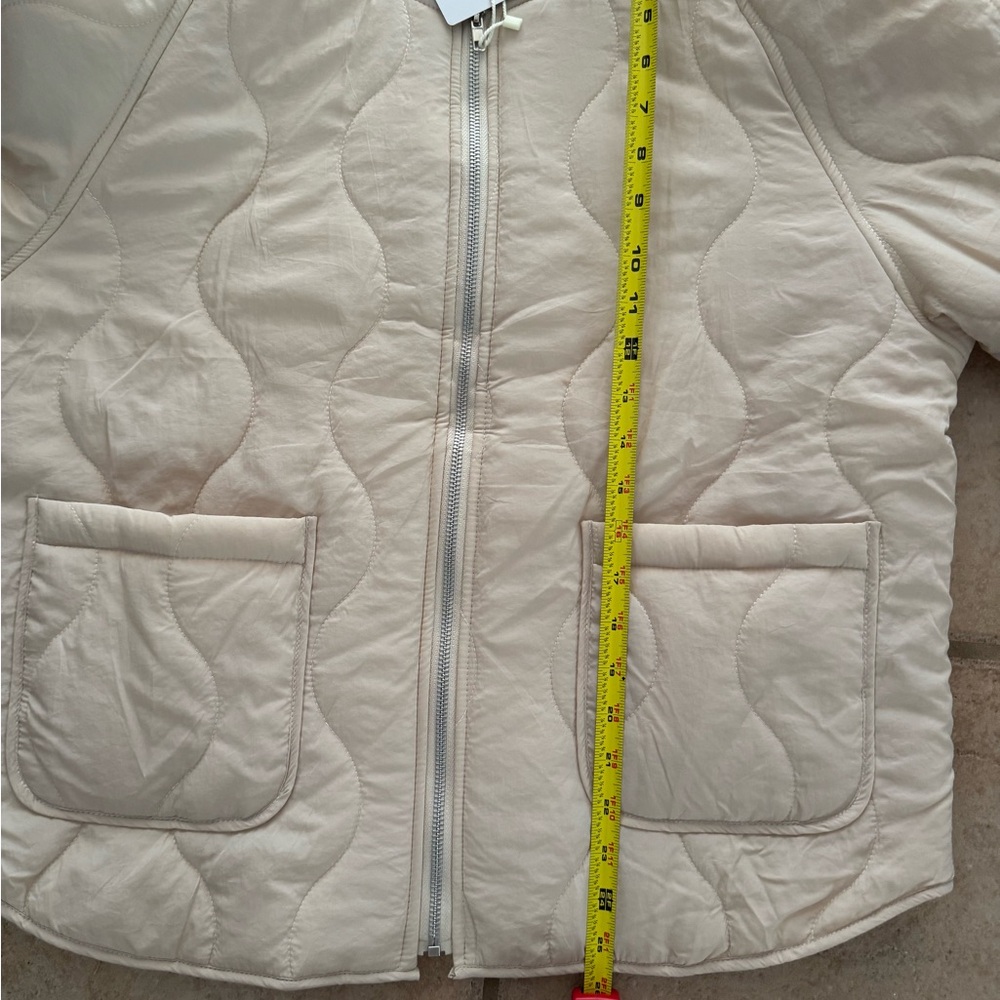 Cream Beige Puffer Jacket Coat Quilted Women’s Size Small Zip Up - Picture 7 of 8